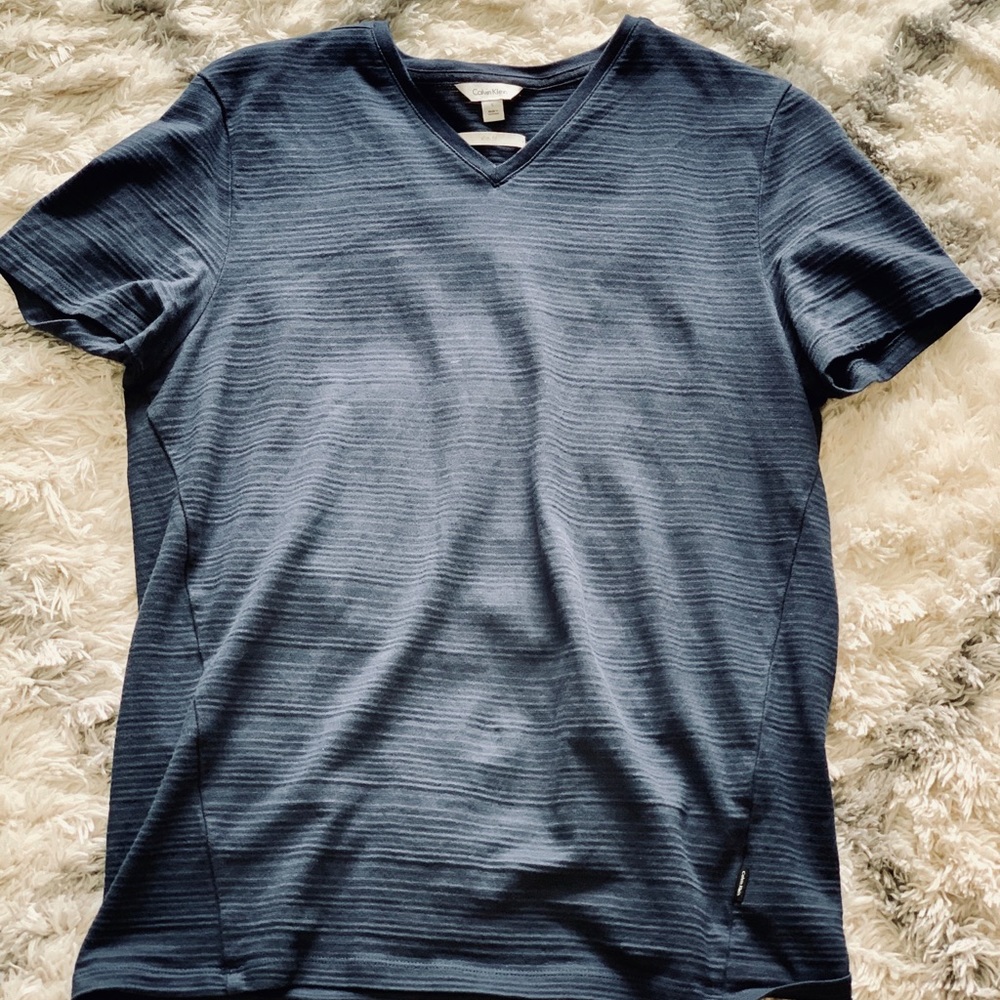 Calvin Klein v-neck t-shirt